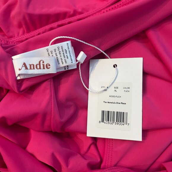 Andie The Honolulu One Piece - Eco Nylon - Fuchsia - Picture 5 of 5